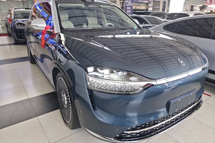 Used Hima AITO M9 2024 Range-Extended Ultra Version 42 kWh 6-Seater Model Front Right 45 Deg
