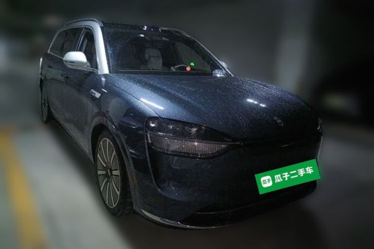 Used Hima AITO M9 2024 Range-Extended Ultra Version 42 kWh 6-Seater Model Front Right 45 Deg