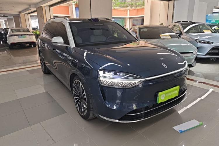 Used Hima AITO M9 2024 Range-Extended Ultra Version 42 kWh 6-Seater Model Front Right 45 Deg