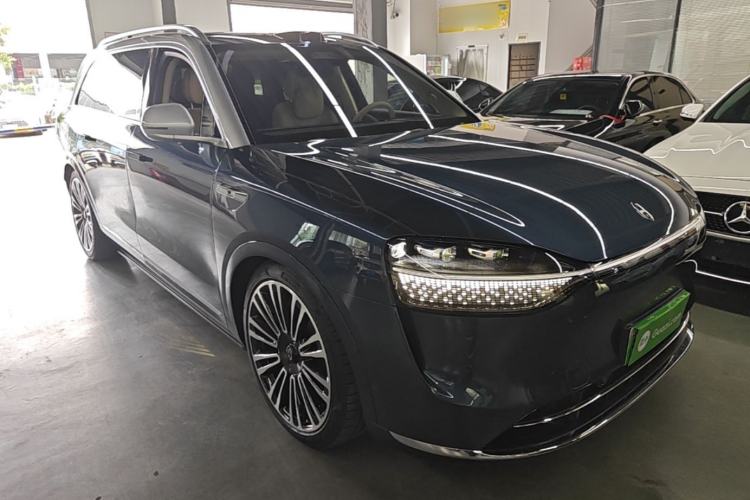Used Hima AITO M9 2024 Range-Extended Ultra Version 52 kWh 6-Seater Model Front Right 45 Deg