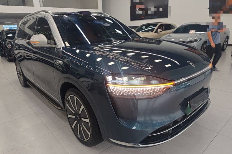 Used Hima AITO M9 2024 Range-Extended Ultra Version 42 kWh 6-Seater Model Front Right 45 Deg