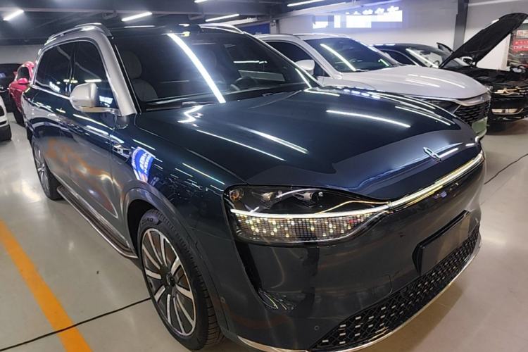 Used Hima AITO M9 2024 Range-Extended Ultra Version 52 kWh 6-Seater Model Front Right 45 Deg