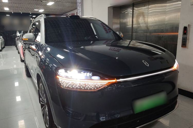 Used Hima AITO M9 2024 Range-Extended Ultra Version 42 kWh 6-Seater Model Front Right 45 Deg