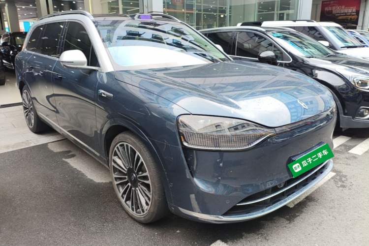 Used Hima AITO M9 2024 Range-Extended Ultra Version 42 kWh 6-Seater Model Front Right 45 Deg
