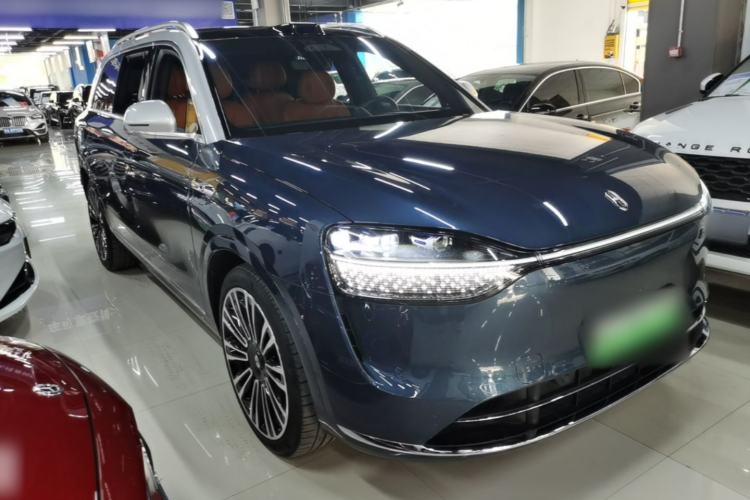 Used Hima AITO M9 2024 Range-Extended Ultra Version 52 kWh 6-Seater Model Front Right 45 Deg