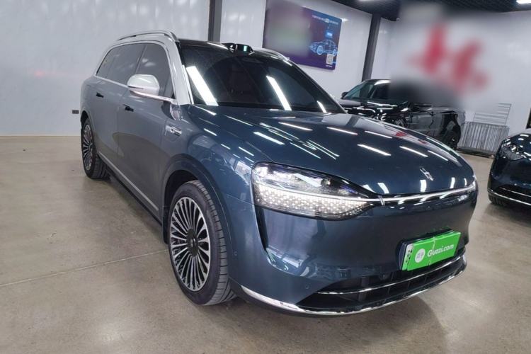 Used Hima AITO M9 2024 Range-Extended Ultra Version 52 kWh 5-Seater Model Front Right 45 Deg