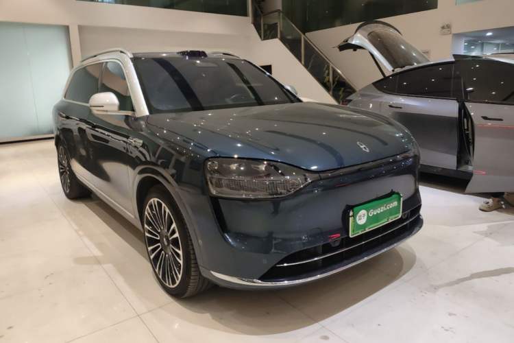 Used Hima AITO M9 2024 Range-Extended Ultra Version 42 kWh 6-Seater Model Front Right 45 Deg