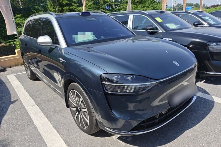 Used Hima AITO M9 2024 Range-Extended Ultra Version 42 kWh 6-Seater Model Front Right 45 Deg