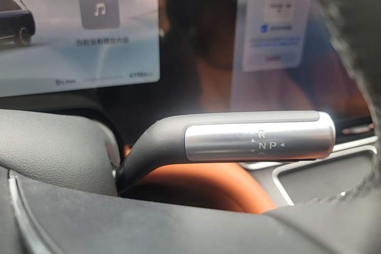 Used Hima AITO M9 2024 Range-Extended Ultra Version 42 kWh 6-Seater Model Gear Lever