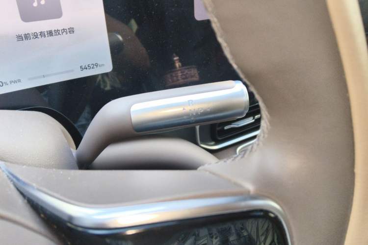Used Hima AITO M9 2024 Range-Extended Ultra Version 52 kWh 5-Seater Model Gear Lever