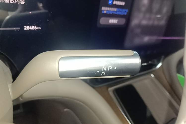 Used Hima AITO M9 2024 Range-Extended Max Edition 52 kWh 6-Seater Version Gear Lever