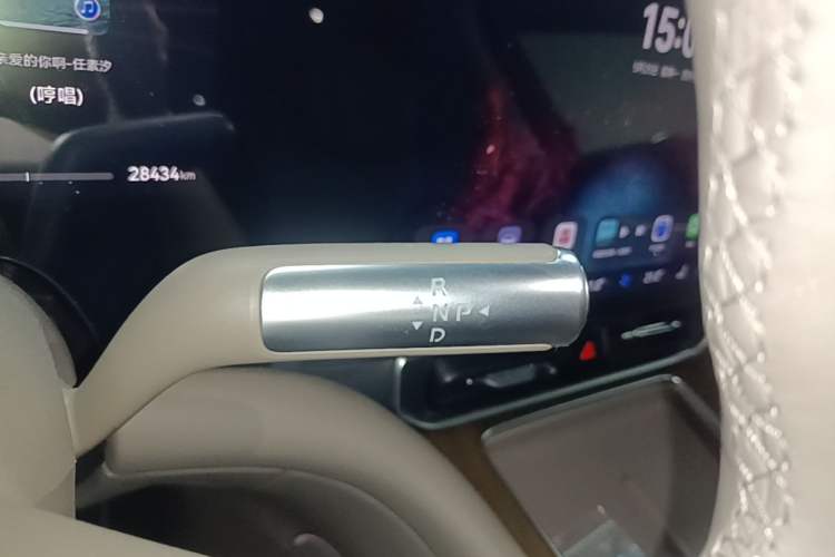 Used Hima AITO M9 2024 Range-Extended Max Edition 52 kWh 6-Seater Version Gear Lever