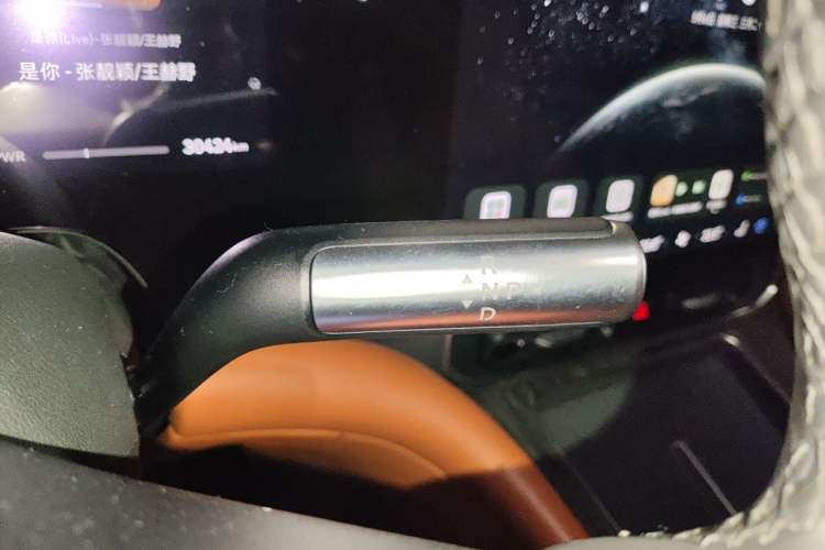 Used Hima AITO M9 2024 Range-Extended Max Edition 42 kWh 6-Seater Version Gear Lever