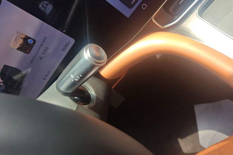 Used Hima AITO M9 2024 Range-Extended Ultra Version 42 kWh 6-Seater Model Gear Lever