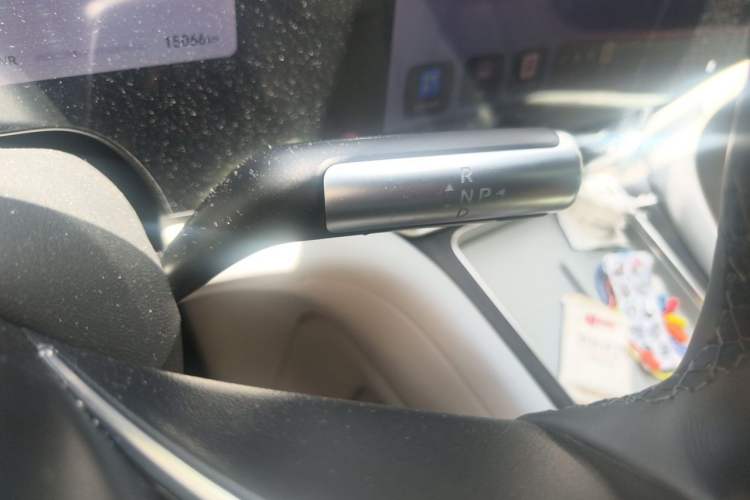 Used Hima AITO M9 2024 Range-Extended Ultra Version 52 kWh 5-Seater Model Gear Lever