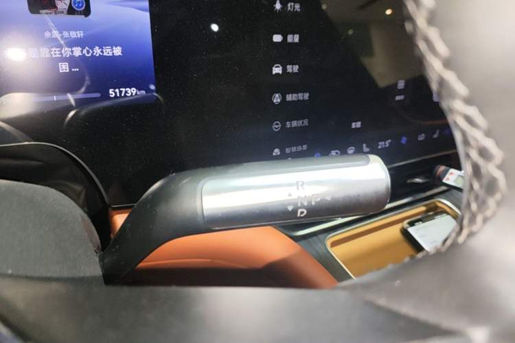 Used Hima AITO M9 2024 Range-Extended Ultra Version 42 kWh 6-Seater Model Gear Lever