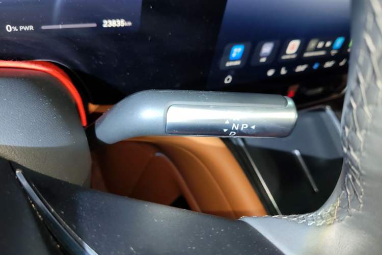 Used Hima AITO M9 2024 Range-Extended Ultra Version 42 kWh 6-Seater Model Gear Lever