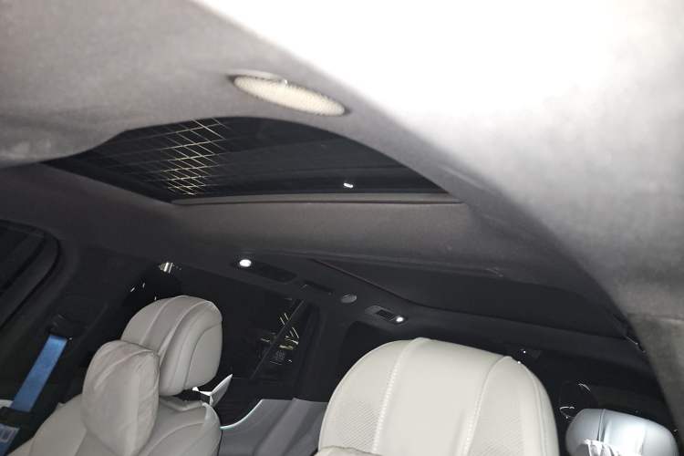 Used Hima AITO M9 2024 Range-Extended Ultra Version 42 kWh 6-Seater Model Headliner