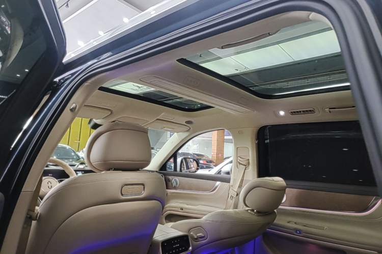 Used Hima AITO M9 2024 Range-Extended Ultra Version 42 kWh 6-Seater Model Headliner