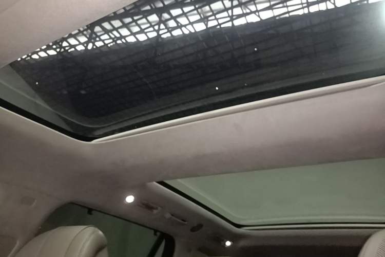 Used Hima AITO M9 2024 Range-Extended Max Edition 52 kWh 6-Seater Version Headliner