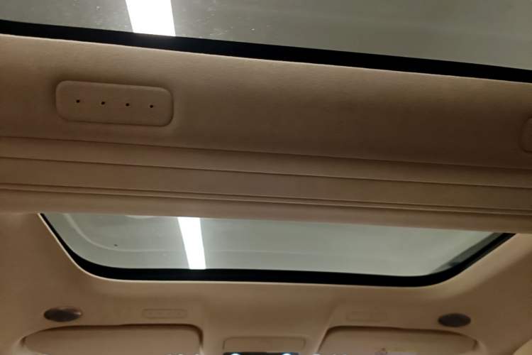 Used Hima AITO M9 2024 Range-Extended Ultra Version 42 kWh 6-Seater Model Headliner