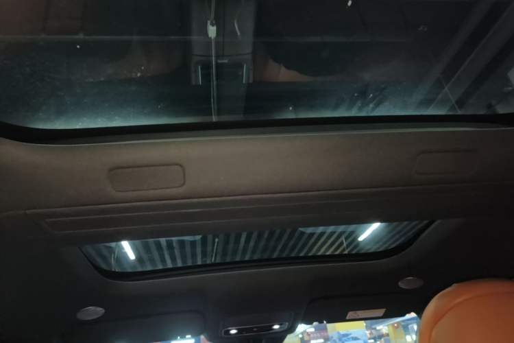 Used Hima AITO M9 2024 Range-Extended Ultra Version 42 kWh 6-Seater Model Headliner