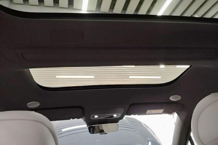 Used Hima AITO M9 2024 Range-Extended Ultra Version 42 kWh 6-Seater Model Headliner