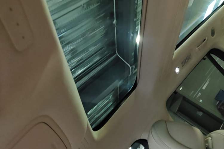 Used Hima AITO M9 2024 Range-Extended Ultra Version 52 kWh 6-Seater Model Headliner