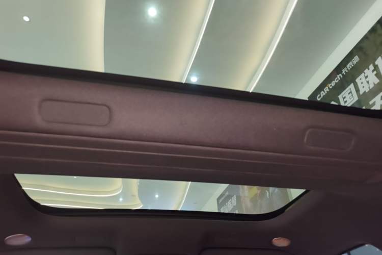 Used Hima AITO M9 2024 Range-Extended Ultra Version 42 kWh 6-Seater Model Headliner