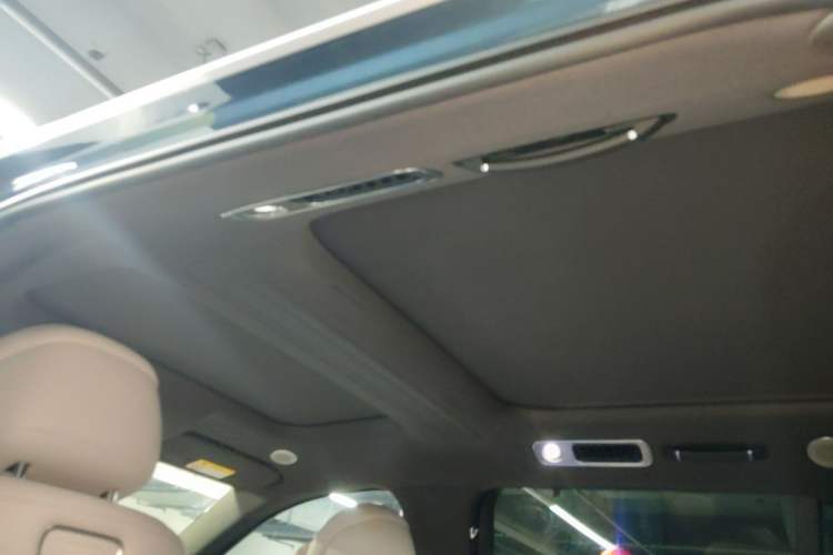 Used Hima AITO M9 2024 All-Electric Ultra Version 100 kWh 6-Seater Model Headliner