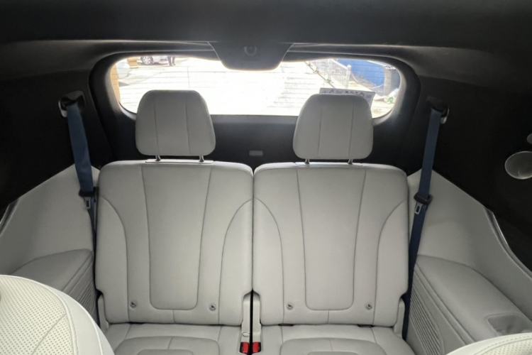Used Hima AITO M9 2024 Range-Extended Ultra Version 52 kWh 6-Seater Model Interior 1