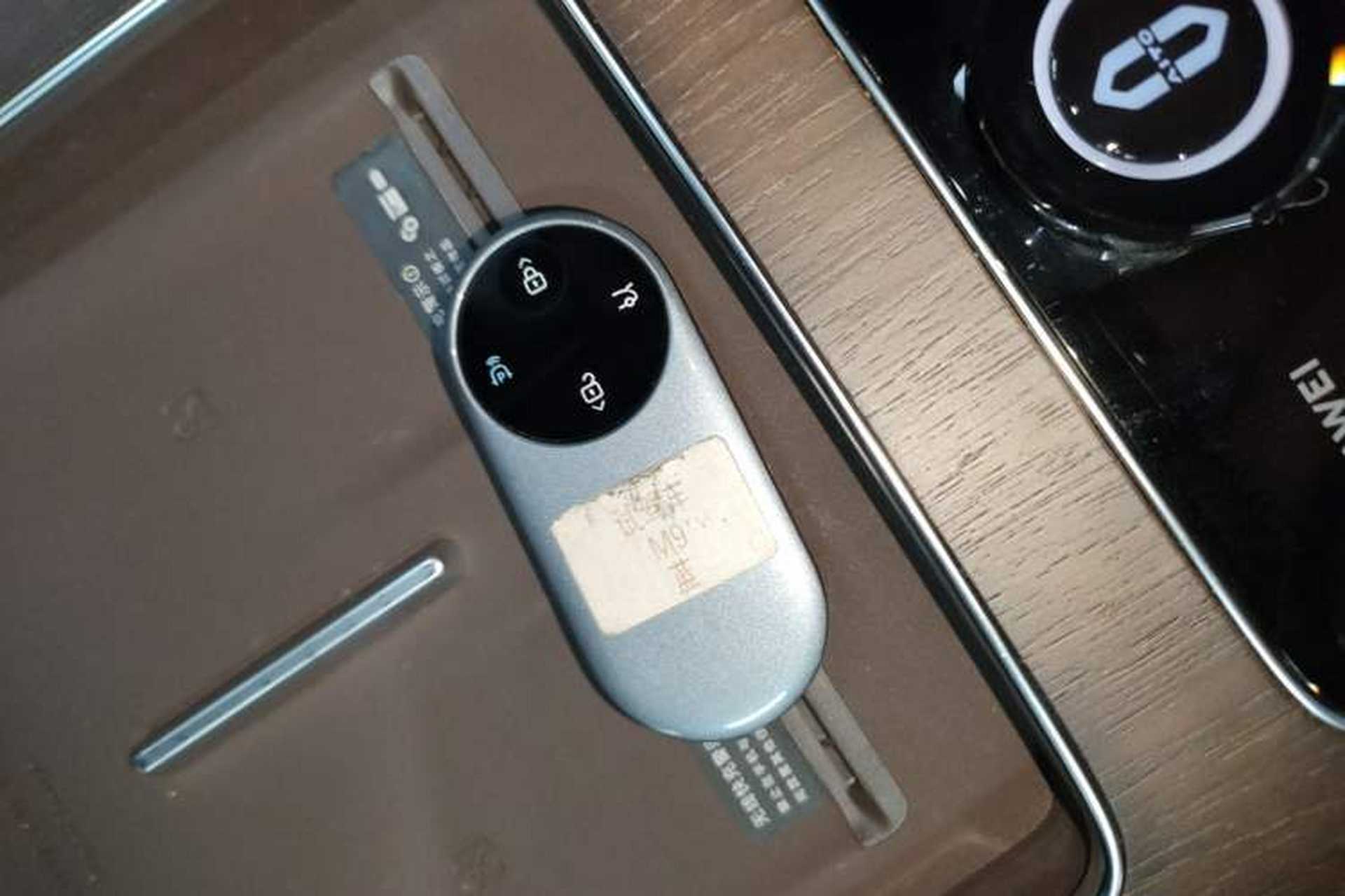 Used Hima AITO M9 2024 Range-Extended Ultra Version 52 kWh 5-Seater Model Interior 1