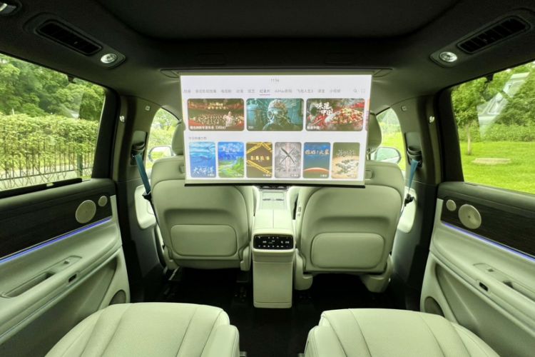 Used Hima AITO M9 2024 Range-Extended Ultra Version 42 kWh 6-Seater Model Interior 10