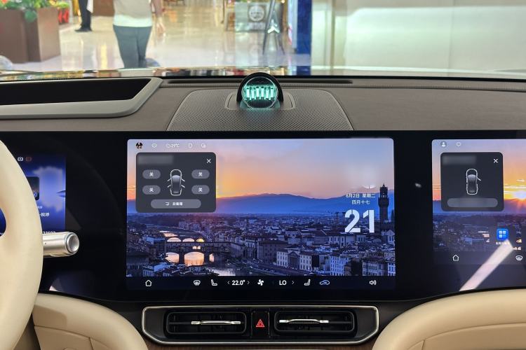 Used Hima AITO M9 2024 Range-Extended Ultra Version 42 kWh 6-Seater Model Interior 4