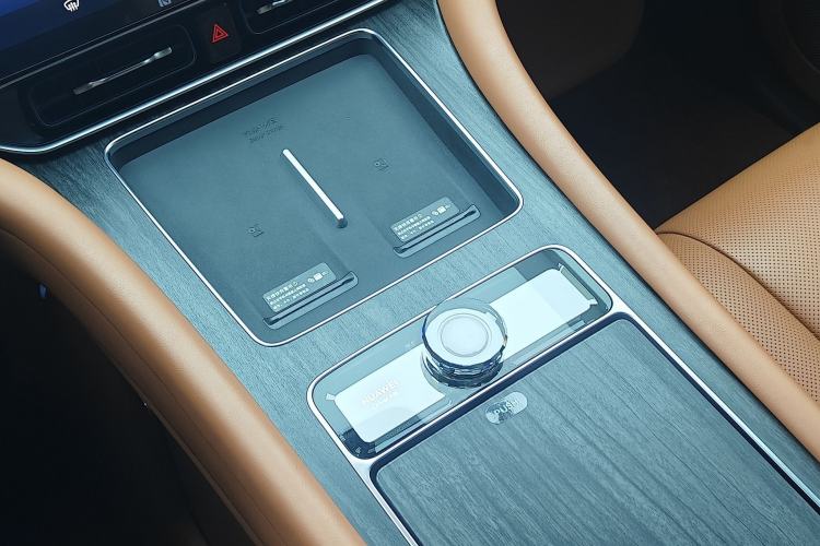 Used Hima AITO M9 2024 Range-Extended Max Edition 42 kWh 6-Seater Version Interior 6