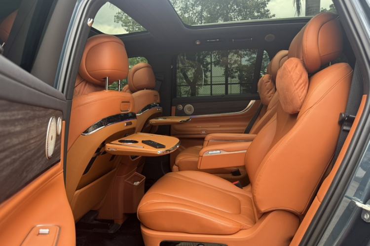 Used Hima AITO M9 2024 Range-Extended Ultra Version 52 kWh 6-Seater Model Interior 6