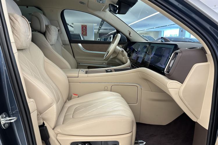 Used Hima AITO M9 2024 Range-Extended Ultra Version 42 kWh 6-Seater Model Interior 6