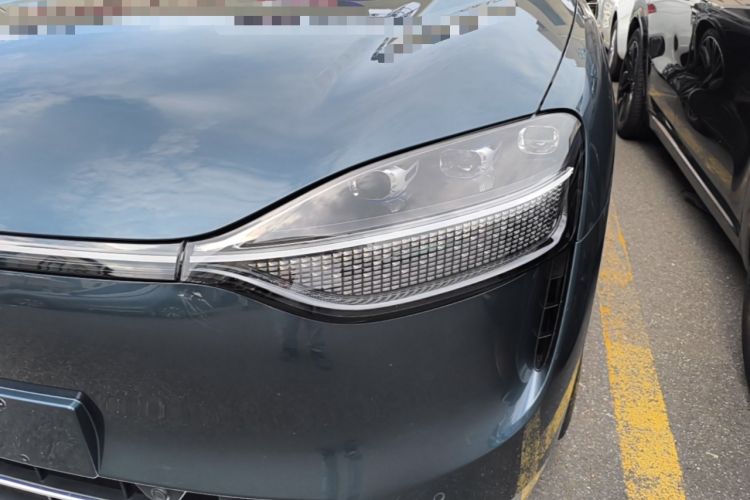 Used Hima AITO M9 2024 Range-Extended Ultra Version 42 kWh 6-Seater Model Left Front Headlight