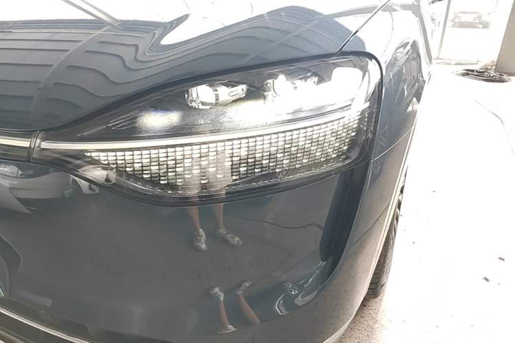 Used Hima AITO M9 2024 Range-Extended Max Edition 42 kWh 6-Seater Version Left Front Headlight