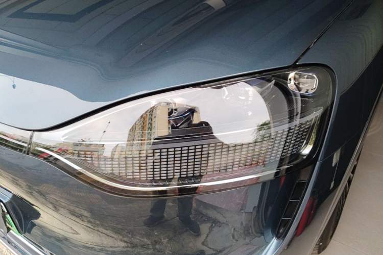 Used Hima AITO M9 2024 Range-Extended Ultra Version 42 kWh 6-Seater Model Left Front Headlight