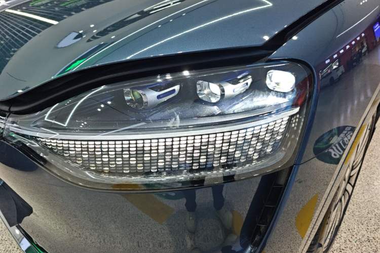 Used Hima AITO M9 2024 Range-Extended Ultra Version 42 kWh 6-Seater Model Left Front Headlight