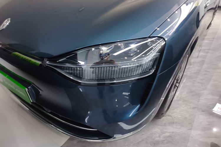 Used Hima AITO M9 2024 Range-Extended Ultra Version 42 kWh 6-Seater Model Left Front Headlight