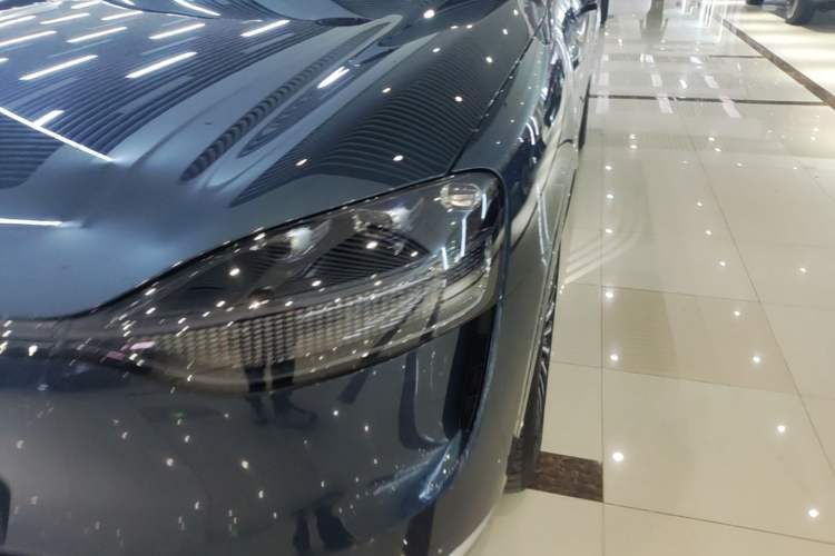 Used Hima AITO M9 2024 Range-Extended Max Edition 42 kWh 6-Seater Version Left Front Headlight