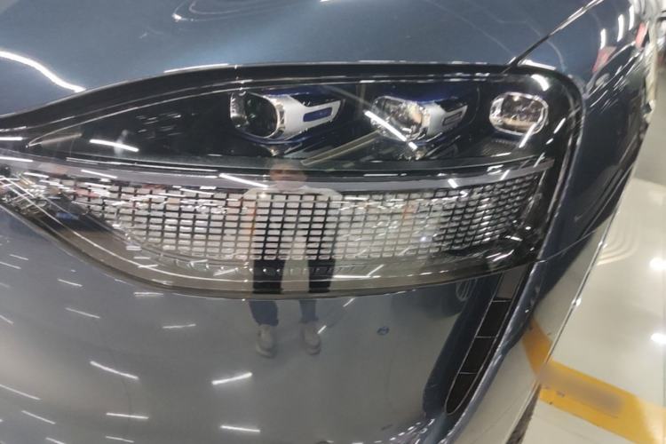Used Hima AITO M9 2024 Range-Extended Ultra Version 42 kWh 6-Seater Model Left Front Headlight