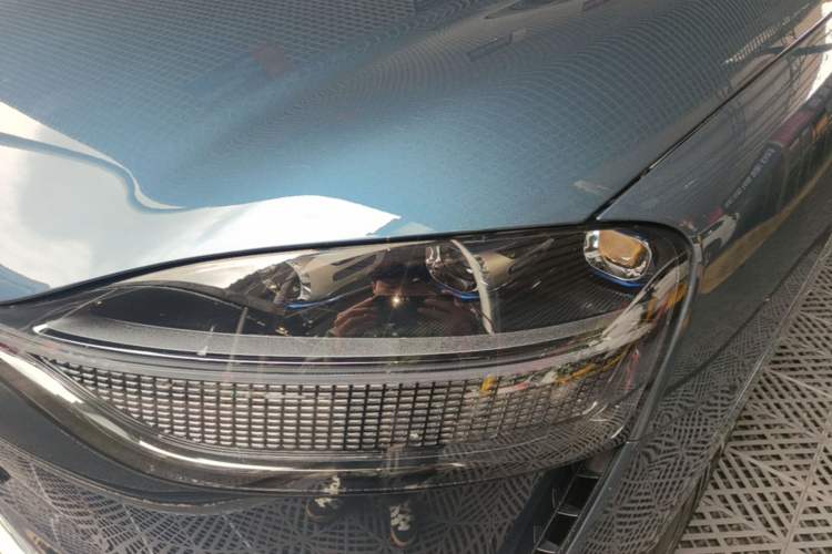 Used Hima AITO M9 2024 Range-Extended Ultra Version 42 kWh 6-Seater Model Left Front Headlight