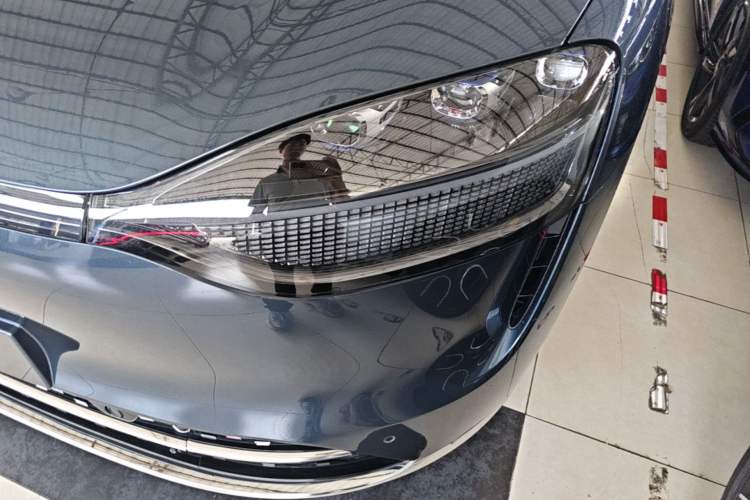 Used Hima AITO M9 2024 Range-Extended Ultra Version 42 kWh 6-Seater Model Left Front Headlight