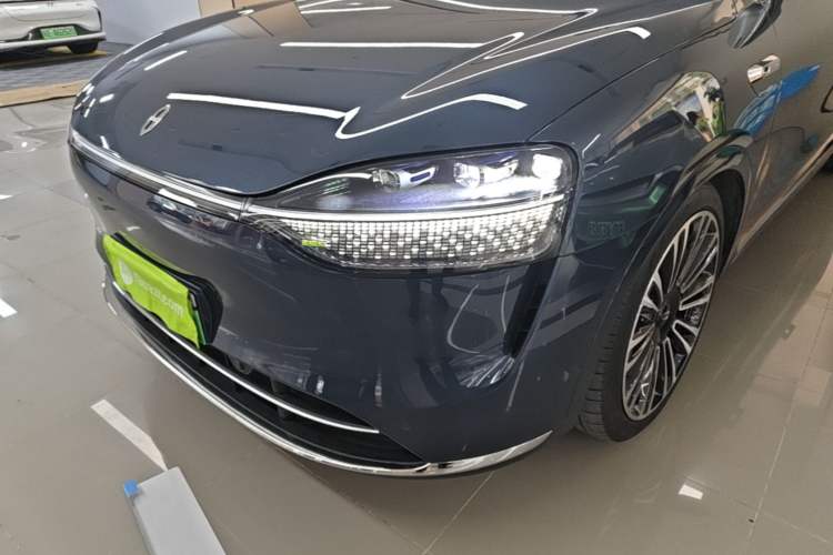 Used Hima AITO M9 2024 Range-Extended Ultra Version 42 kWh 6-Seater Model Left Front Headlight