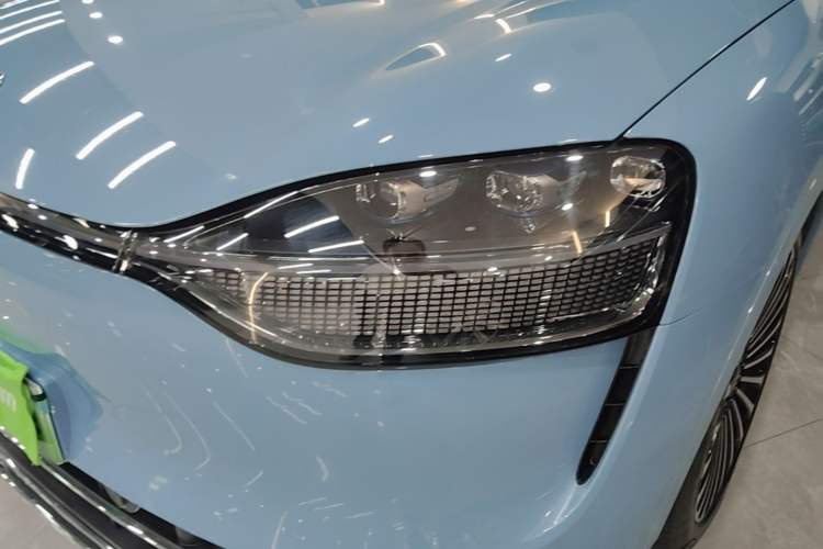 Used Hima AITO M9 2024 Range-Extended Max Edition 42 kWh 6-Seater Version Left Front Headlight