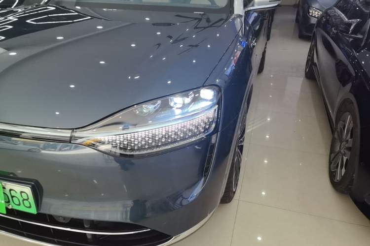 Used Hima AITO M9 2024 Range-Extended Ultra Version 42 kWh 6-Seater Model Left Front Headlight