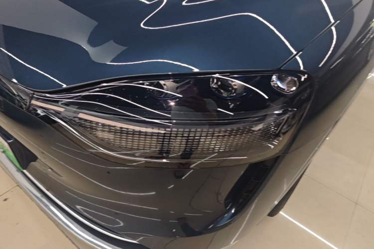 Used Hima AITO M9 2024 Range-Extended Ultra Version 42 kWh 6-Seater Model Left Front Headlight
